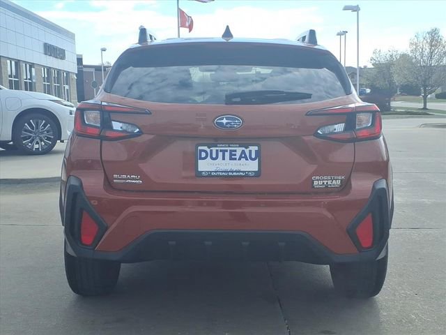 Used 2024 Subaru Crosstrek 2.0i Premium image 5