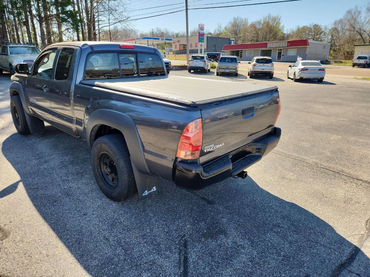 Used 2013 Toyota Tacoma 4x4 Access Cab w/ Convenience Pkg image 8