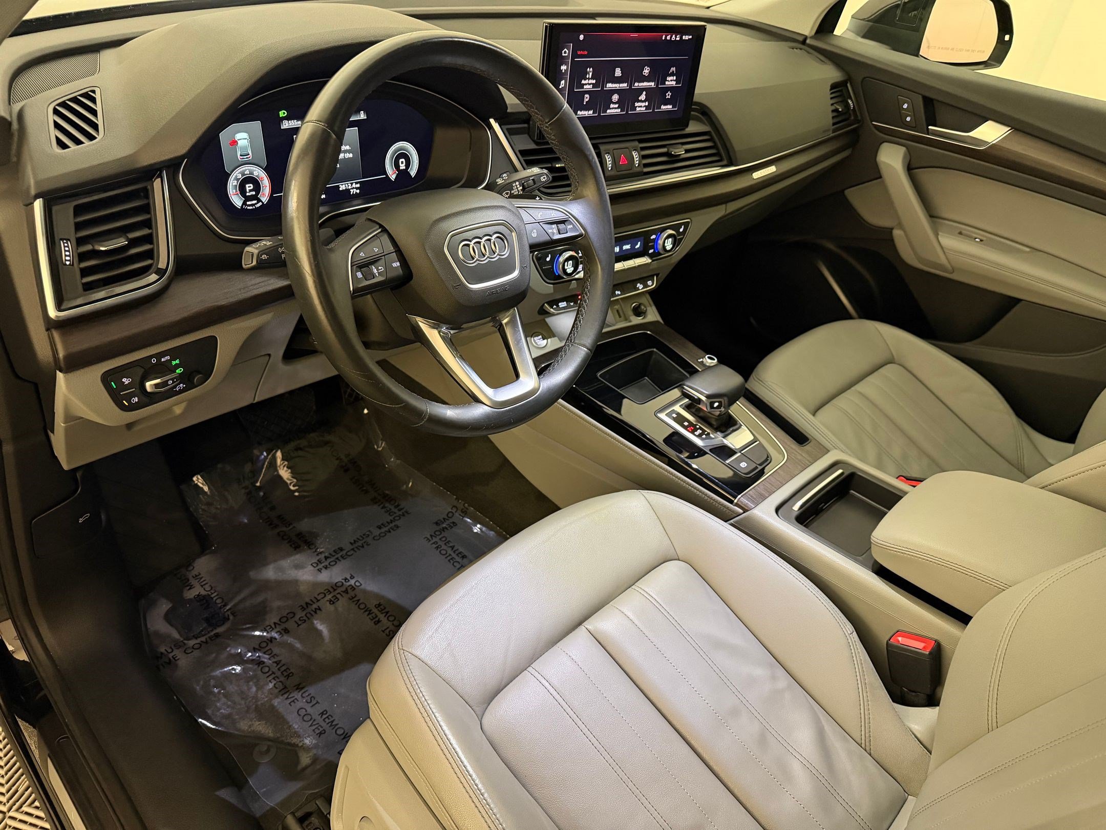 Certified 2022 Audi Q5 2.0T Premium Plus AWD/4WD image 4