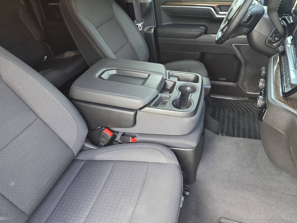 Used 2025 Chevrolet Silverado 1500 LT w/ Safety Package AWD/4WD image 13