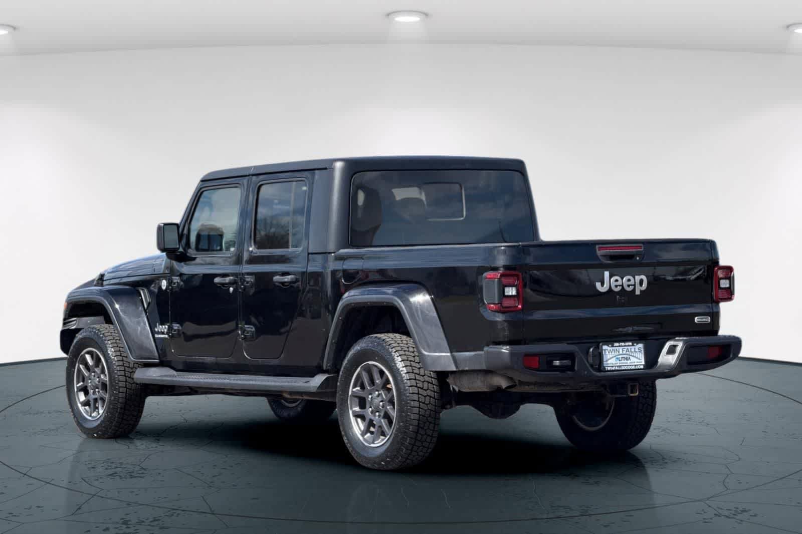 Used 2020 Jeep Gladiator Overland image 8