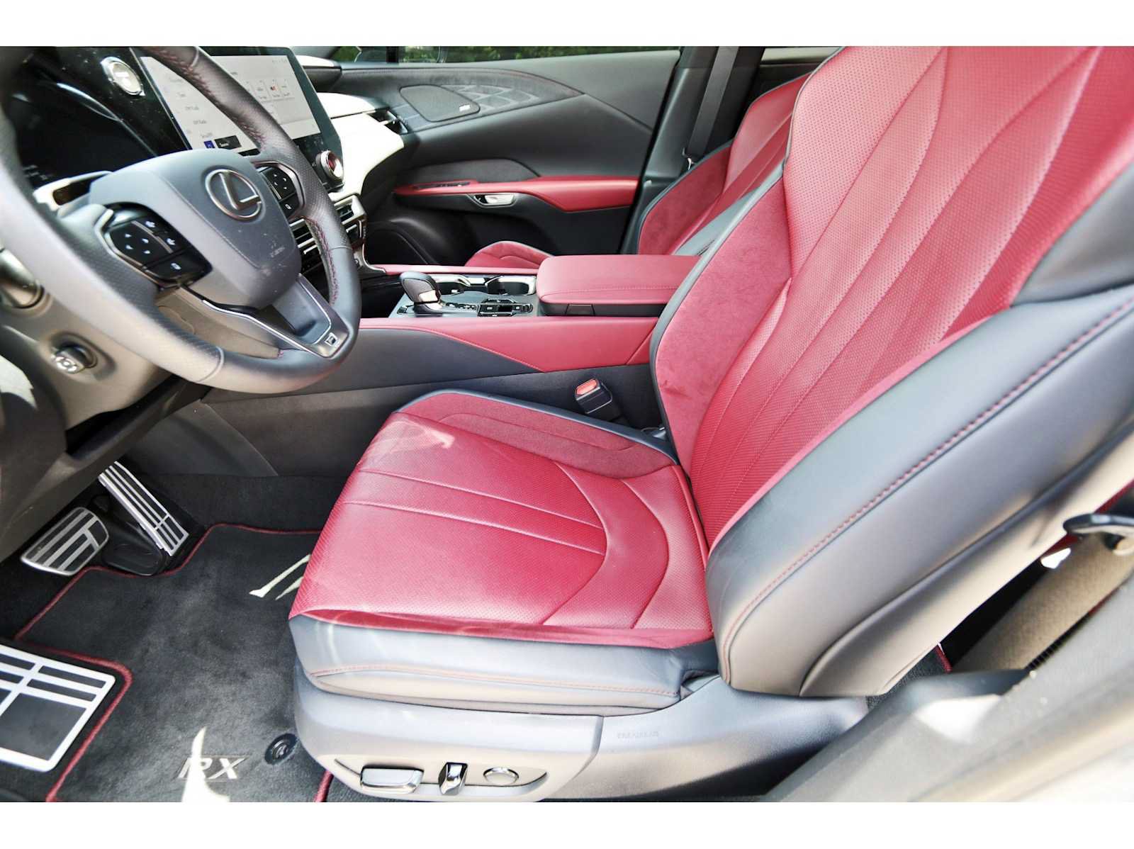 Used 2025 Lexus RX 500h F Sport w/ Convenience Package AWD/4WD image 11
