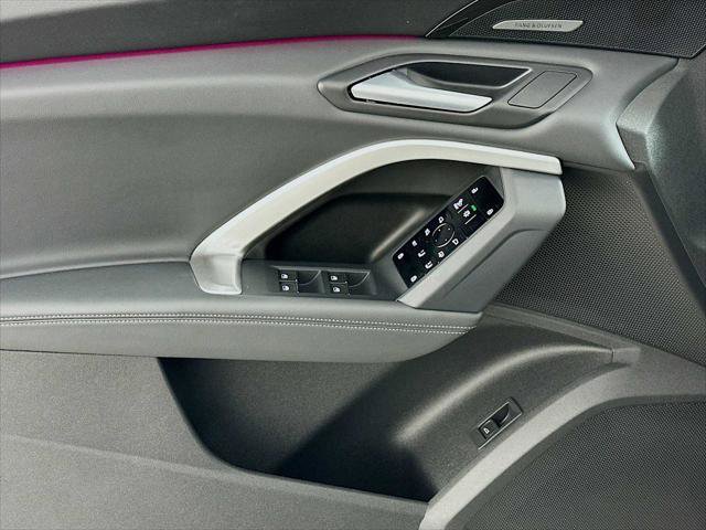 Certified 2025 Audi Q5 Premium Plus w/ Premium Plus image 16