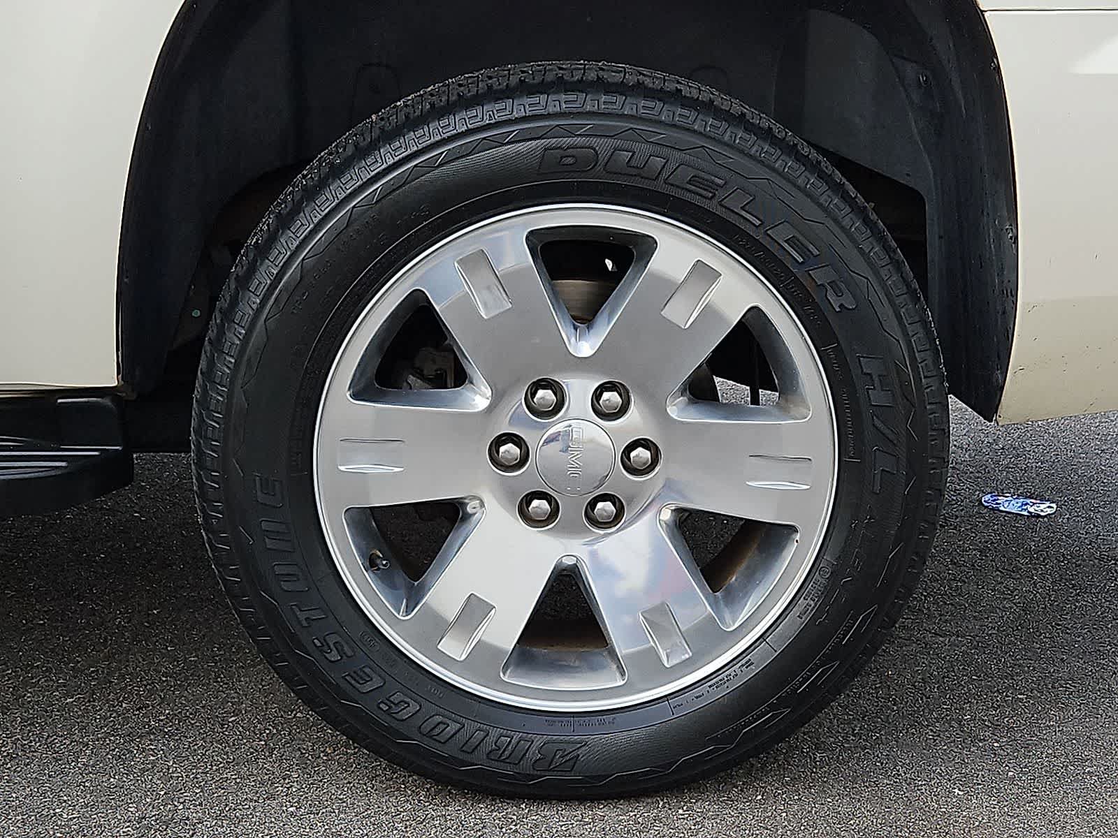 Used 2014 GMC Yukon SLT w/ Texas Edition AWD/4WD image 37
