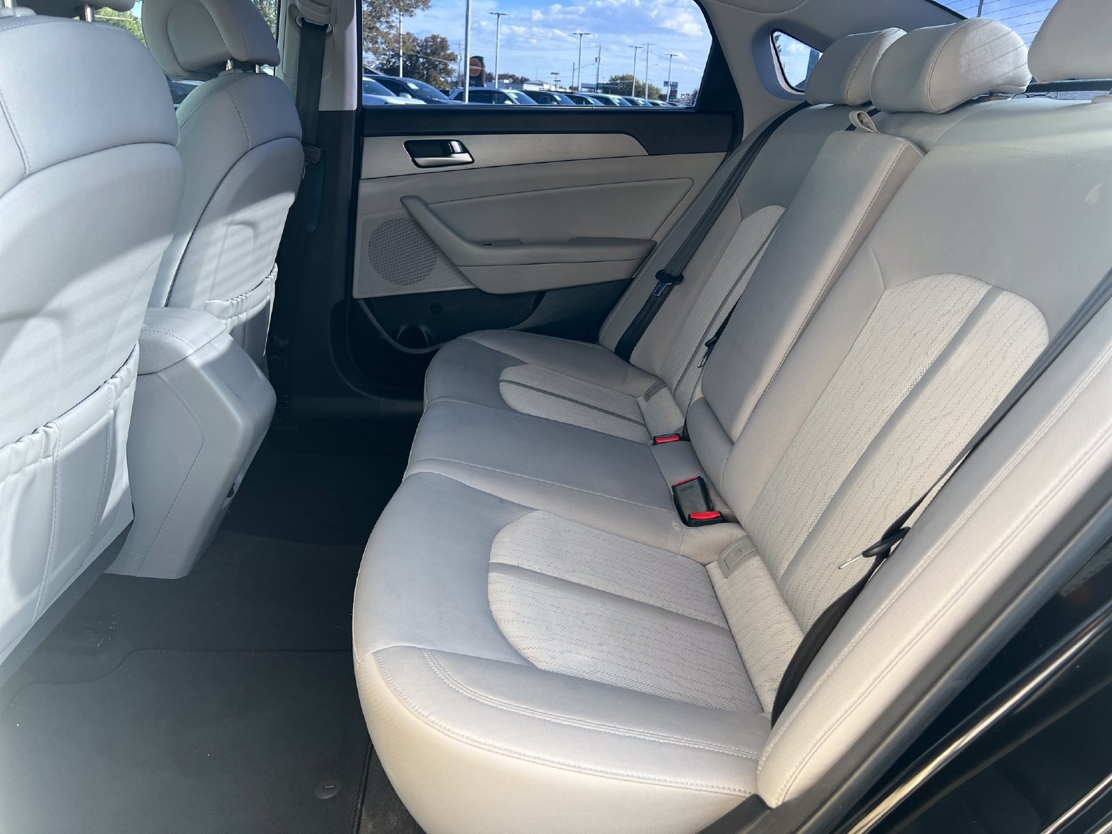 Used 2016 Hyundai Sonata SE FWD image 27