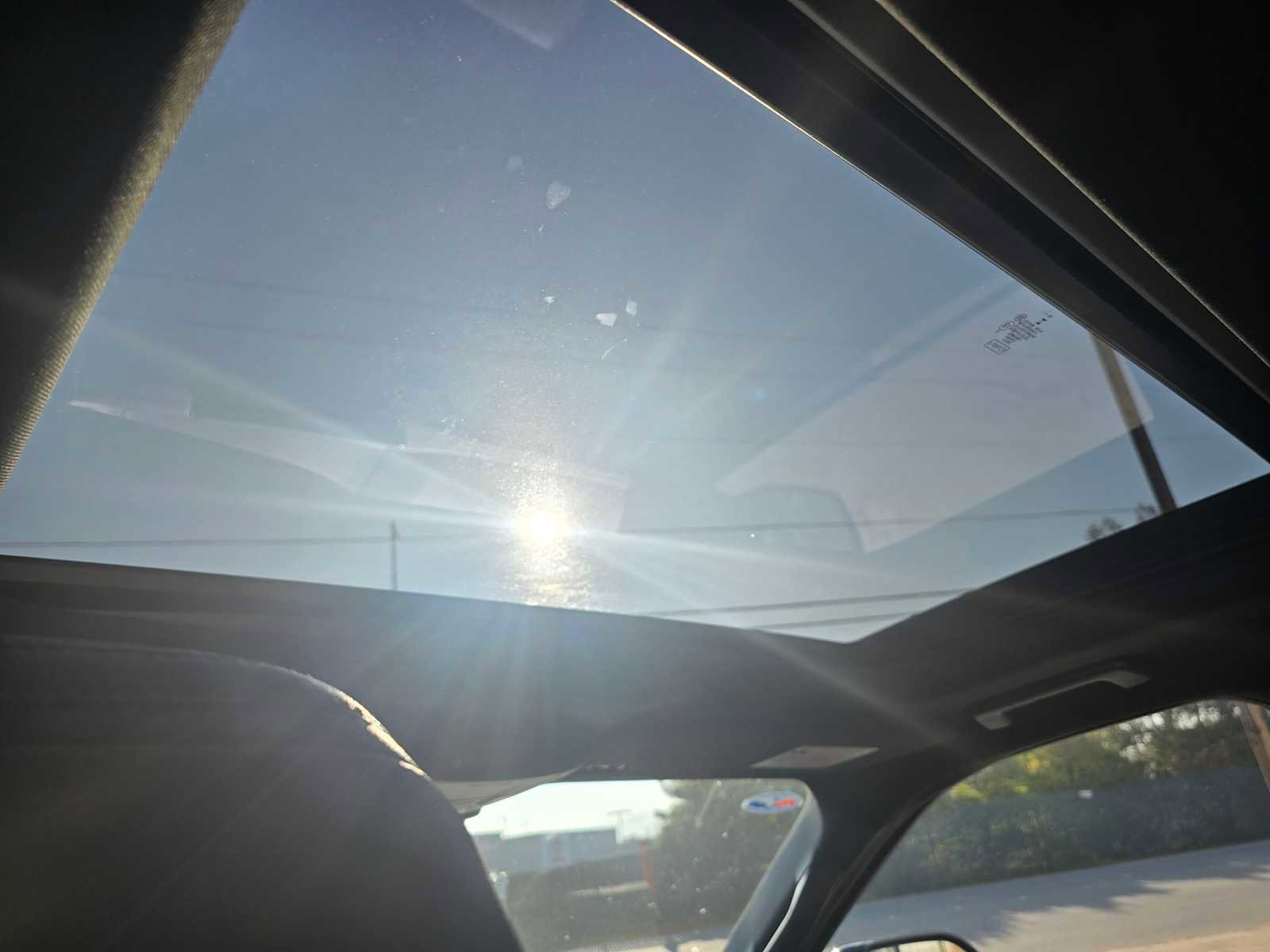 Used 2023 Ford Expedition Limited image 21