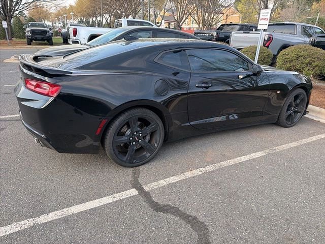 Used 2016 Chevrolet Camaro SS image 4
