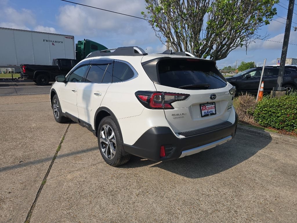 Used 2022 Subaru Outback Touring XT AWD/4WD image 17