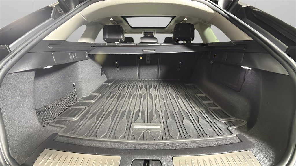 Used 2021 Land Rover Range Rover Velar S image 28