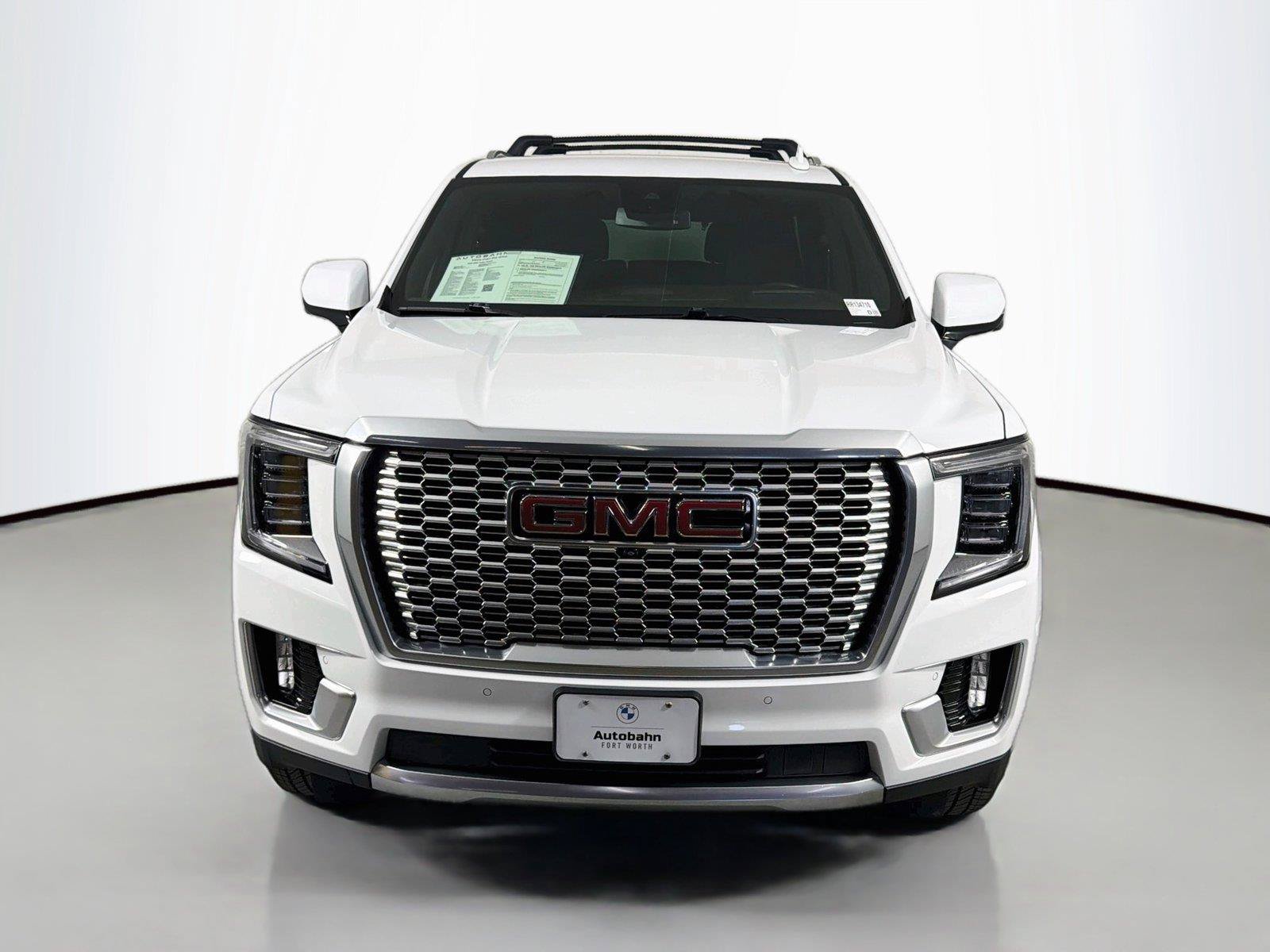 Used 2024 GMC Yukon Denali AWD/4WD image 2