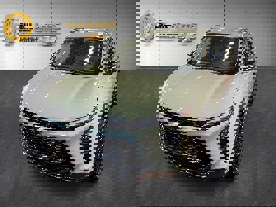 New 2026 Chevrolet Trax ACTIV w/ Driver Confidence Package image 1