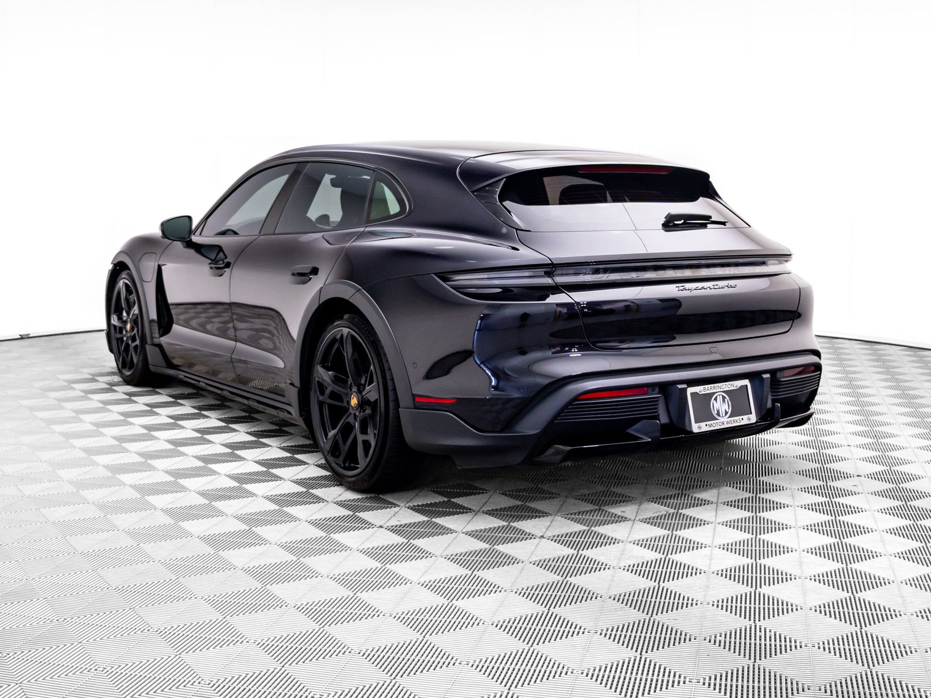 Certified 2023 Porsche Taycan Turbo AWD/4WD image 3