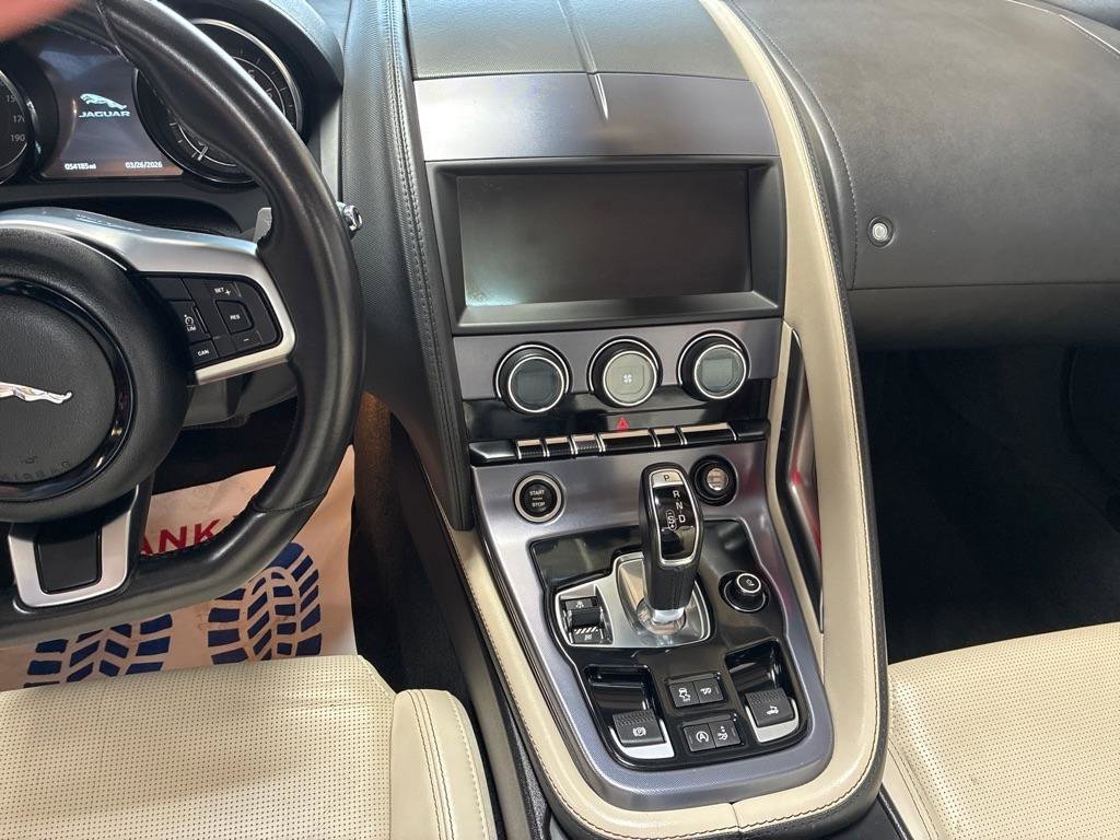 Used 2020 Jaguar F-TYPE Convertible image 23
