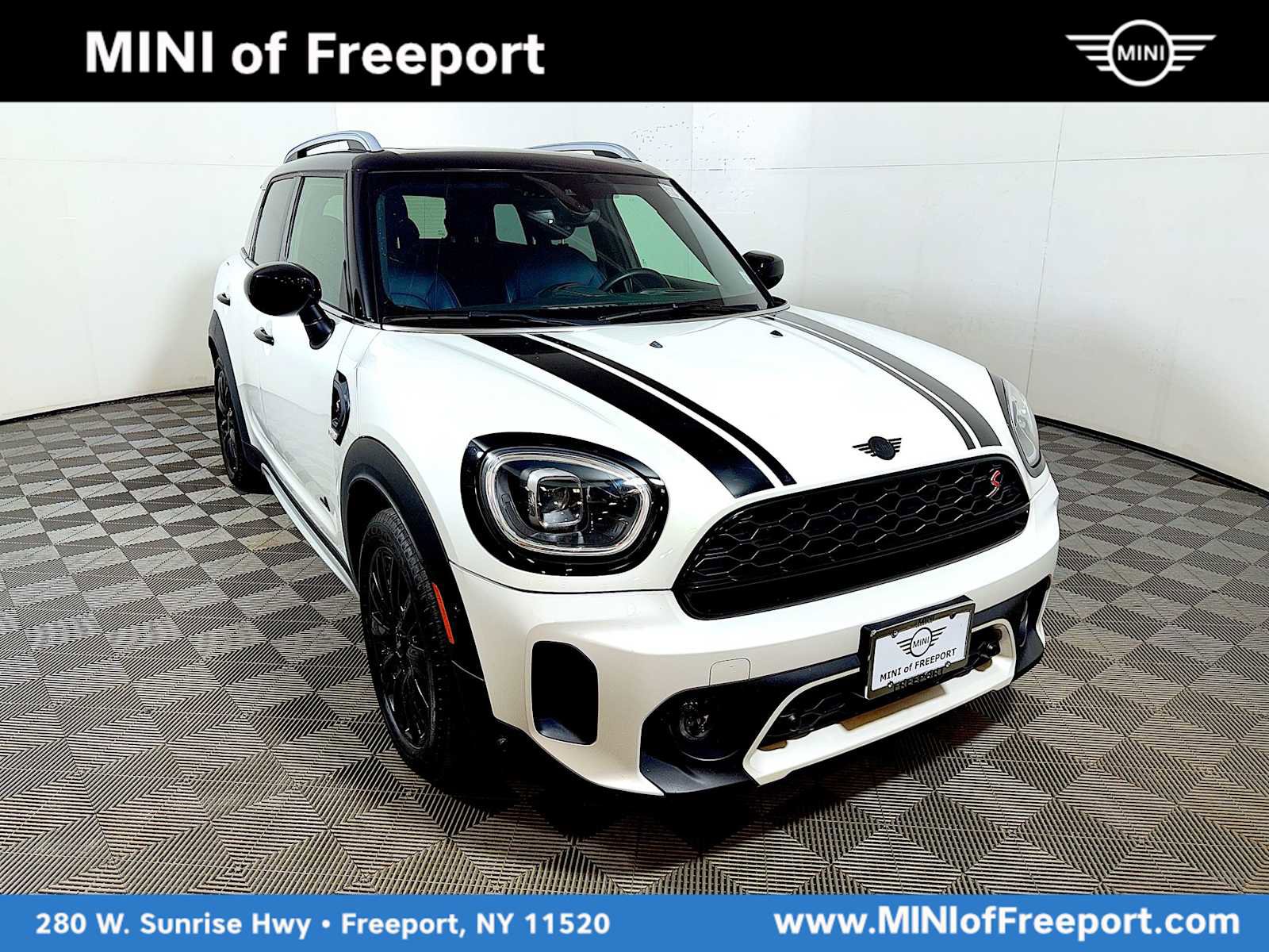 Certified 2024 MINI Cooper Countryman S image 1