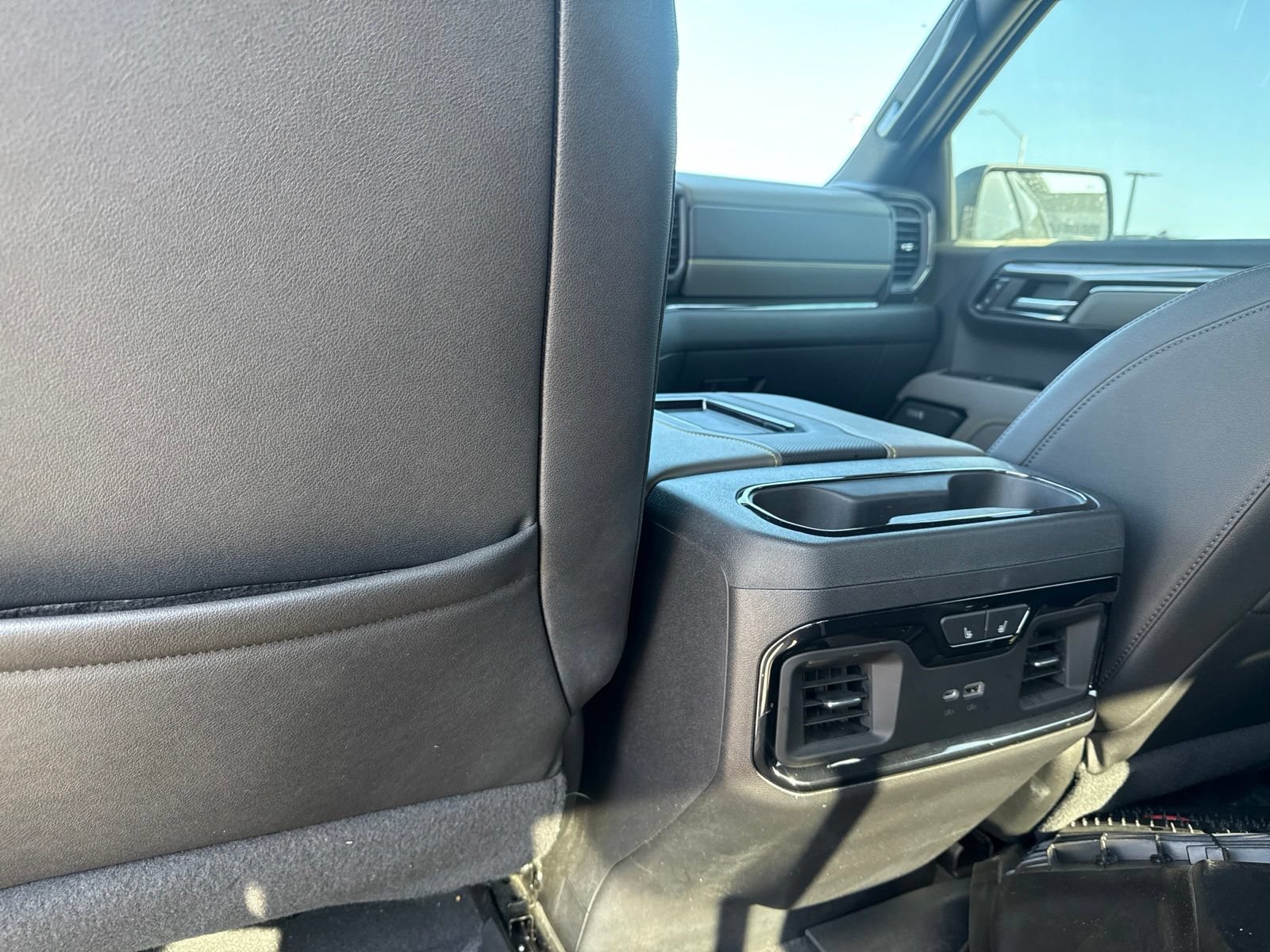Used 2022 Chevrolet Silverado 1500 ZR2 w/ Technology Package AWD/4WD image 16