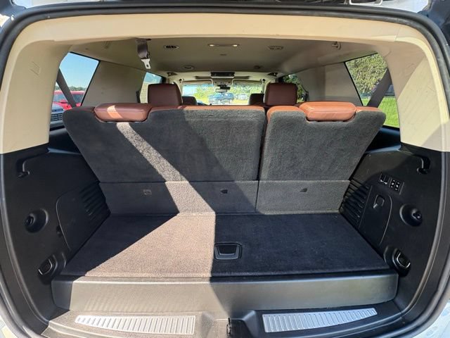 Used 2017 Cadillac Escalade Premium Luxury AWD/4WD image 25
