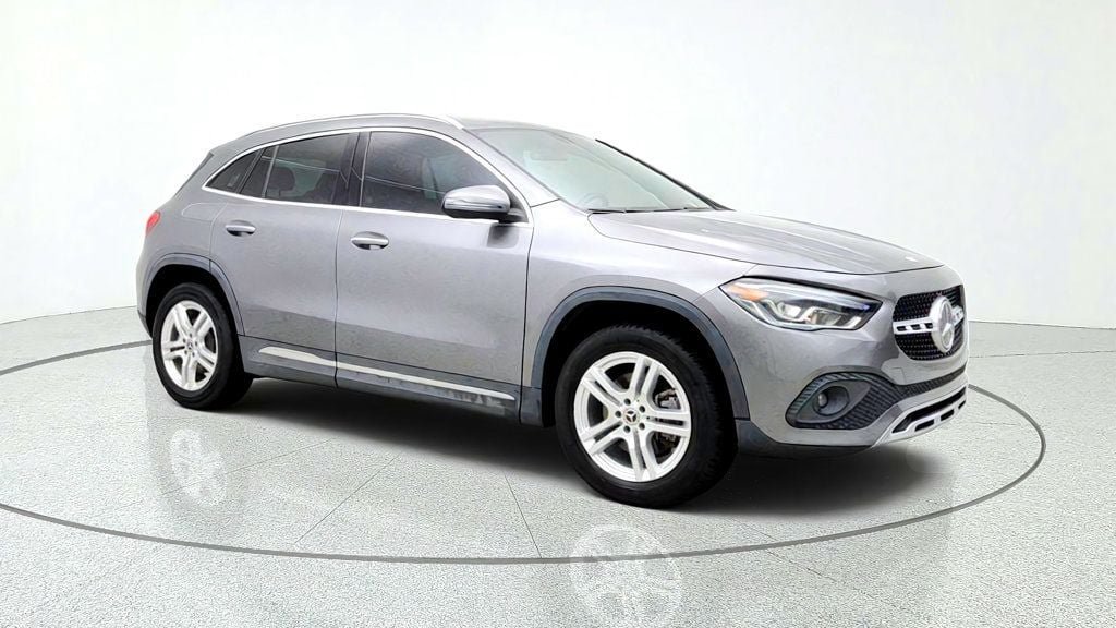 Used 2021 Mercedes-Benz GLA 250 4MATIC w/ Premium Package image 3