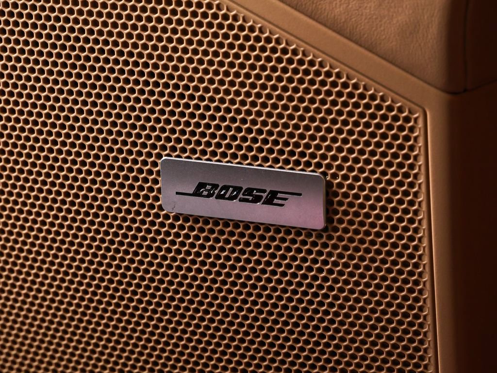 Certified 2023 Porsche Cayenne Turbo w/ Assistance Package image 7