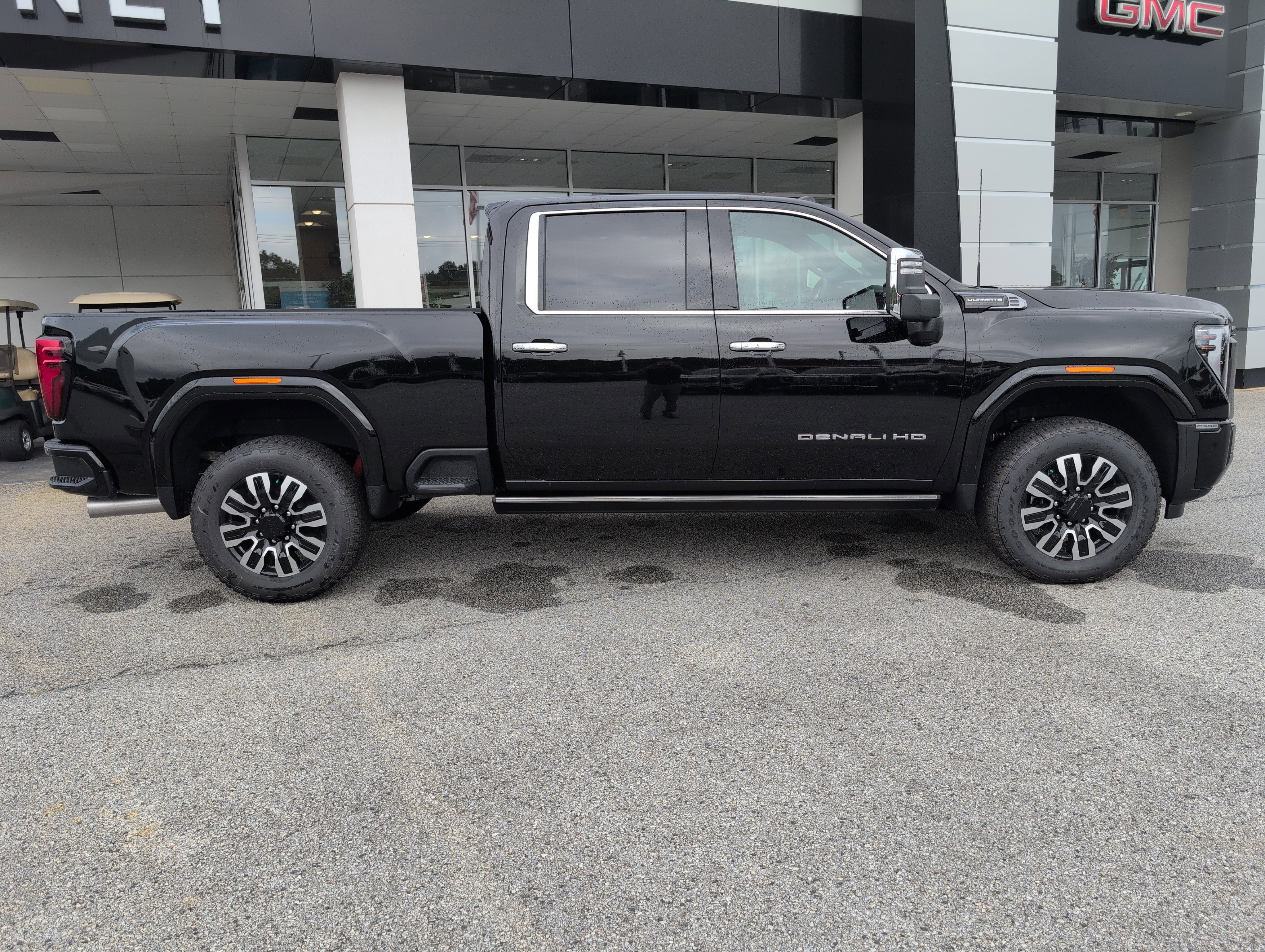 New 2026 GMC Sierra 2500 Denali Ultimate image 10