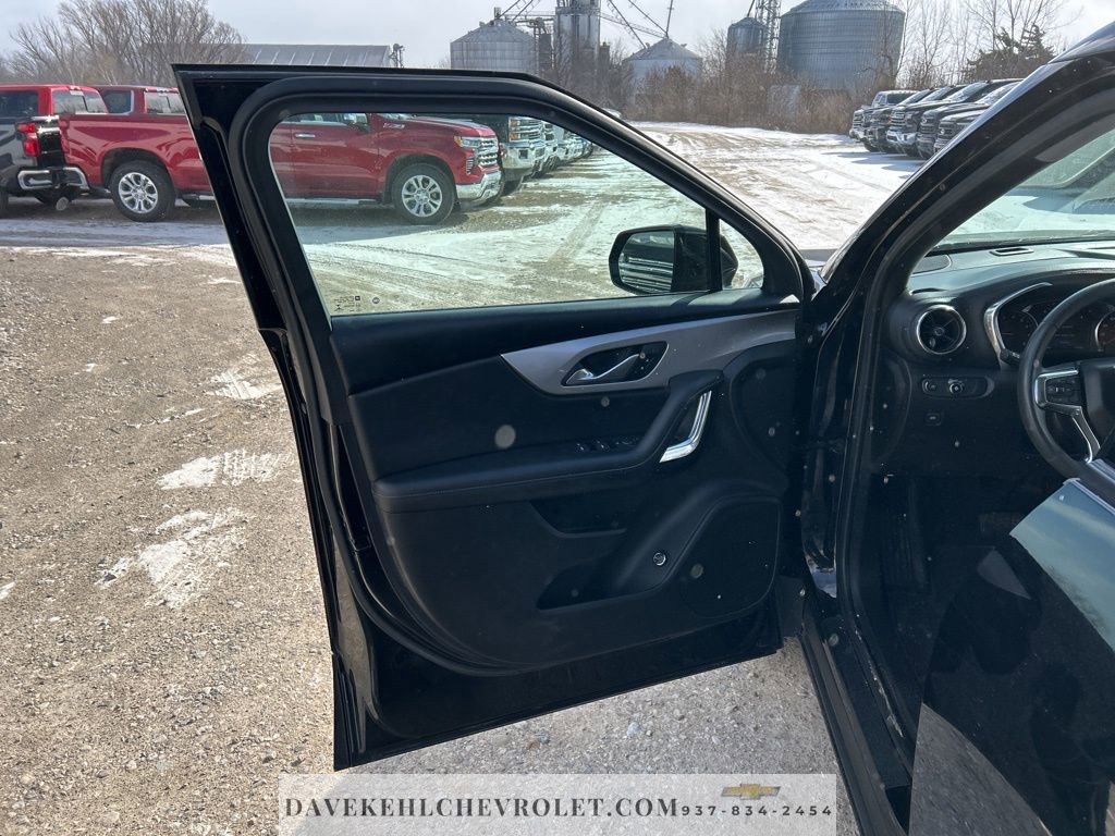 Used 2022 Chevrolet Blazer LT image 9