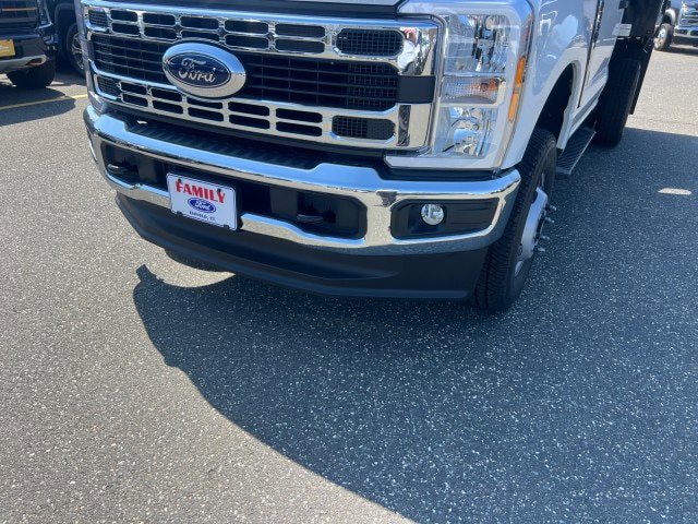 New 2026 Ford F350 XL w/ XL Chrome Package AWD/4WD image 26