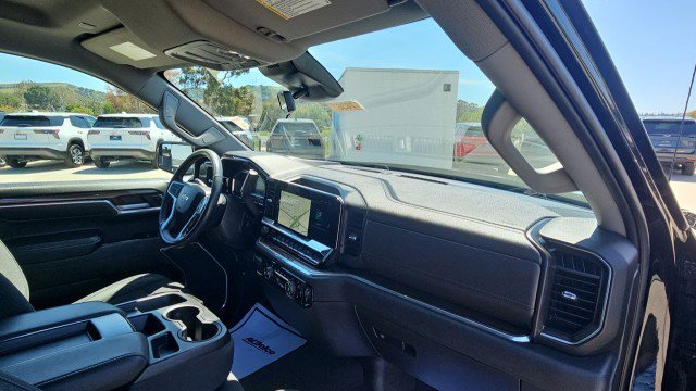 Used 2022 Chevrolet Silverado 1500 LT AWD/4WD image 29