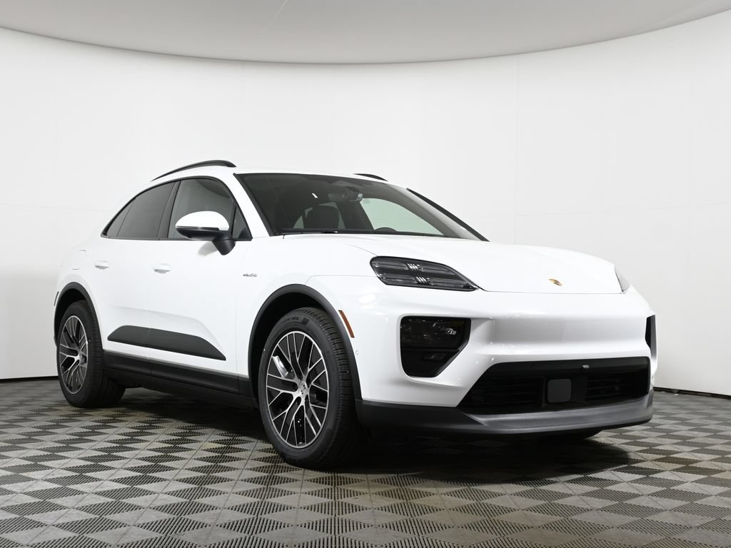 New 2026 Porsche Macan 4 Electric AWD/4WD image 9