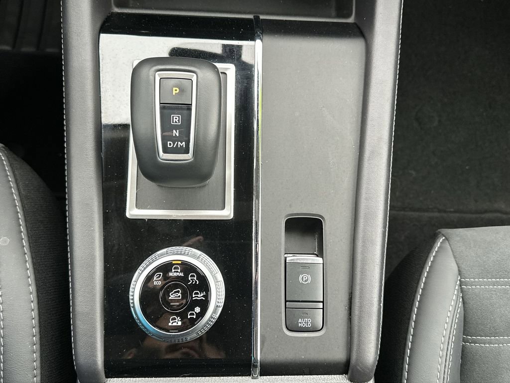 Used 2024 Mitsubishi Outlander SE AWD/4WD image 28