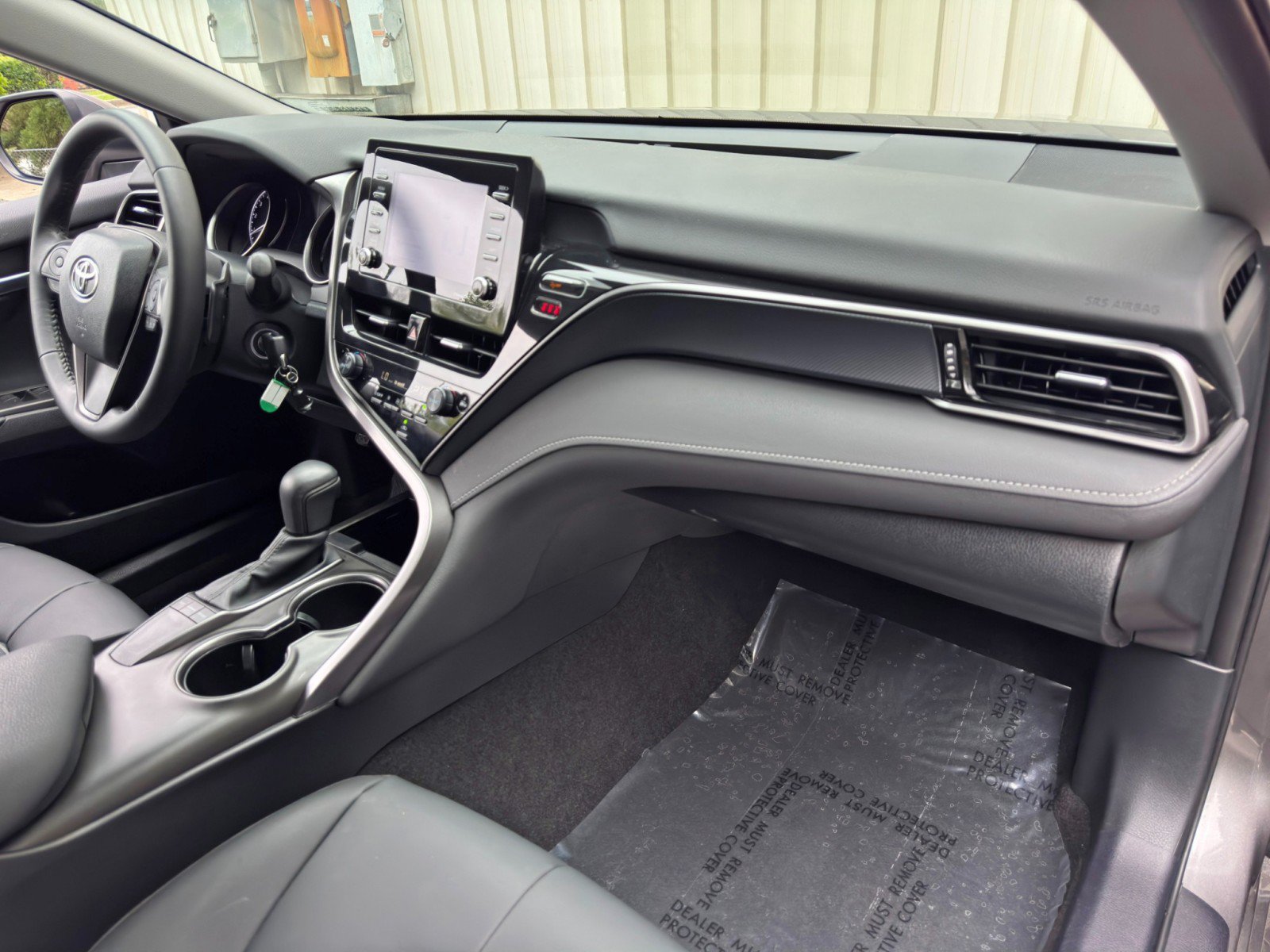 Used 2024 Toyota Camry SE FWD image 12