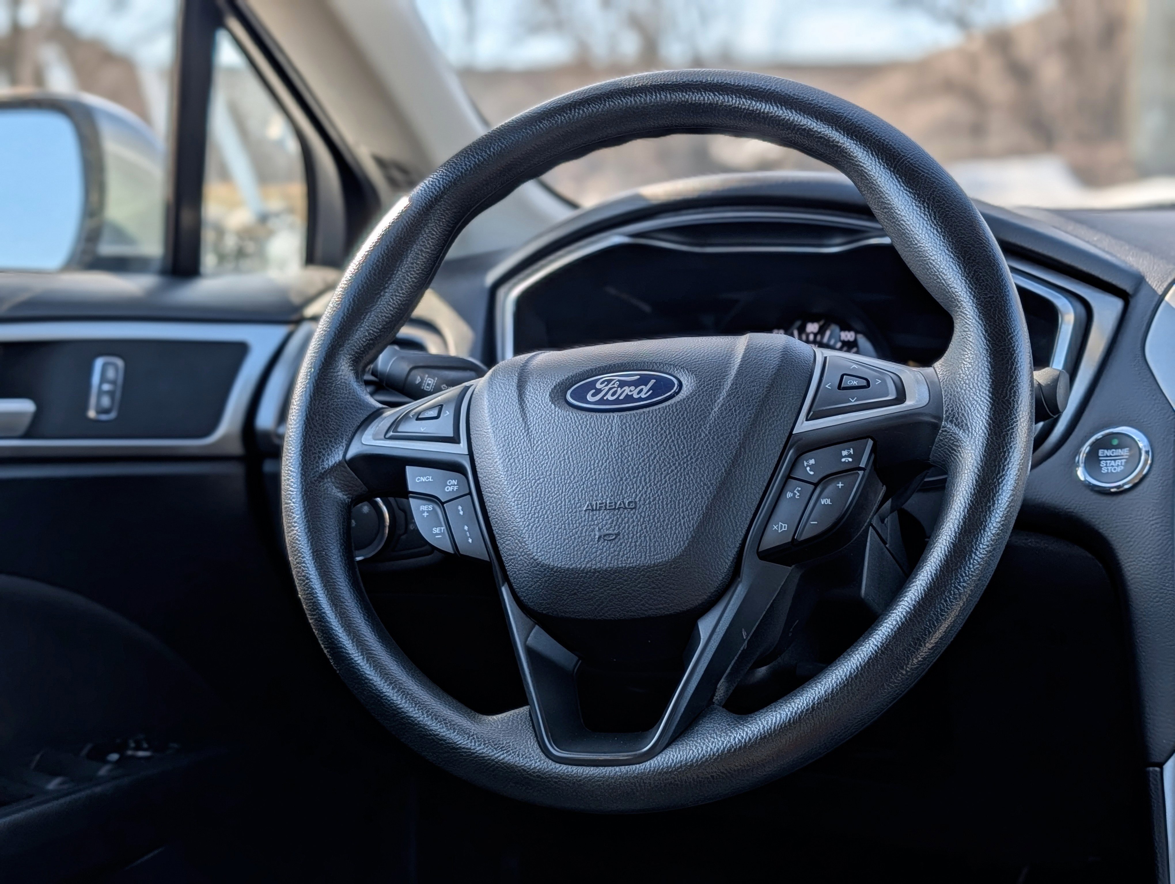 Used 2020 Ford Fusion SE image 14