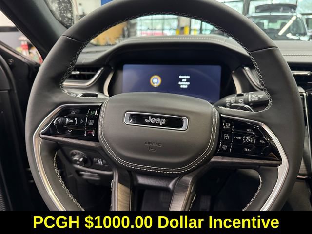 Used 2025 Jeep Grand Cherokee Overland w/ Trailer Tow Package image 20