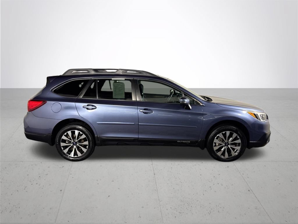 Used 2015 Subaru Outback 3.6R Limited AWD/4WD image 5