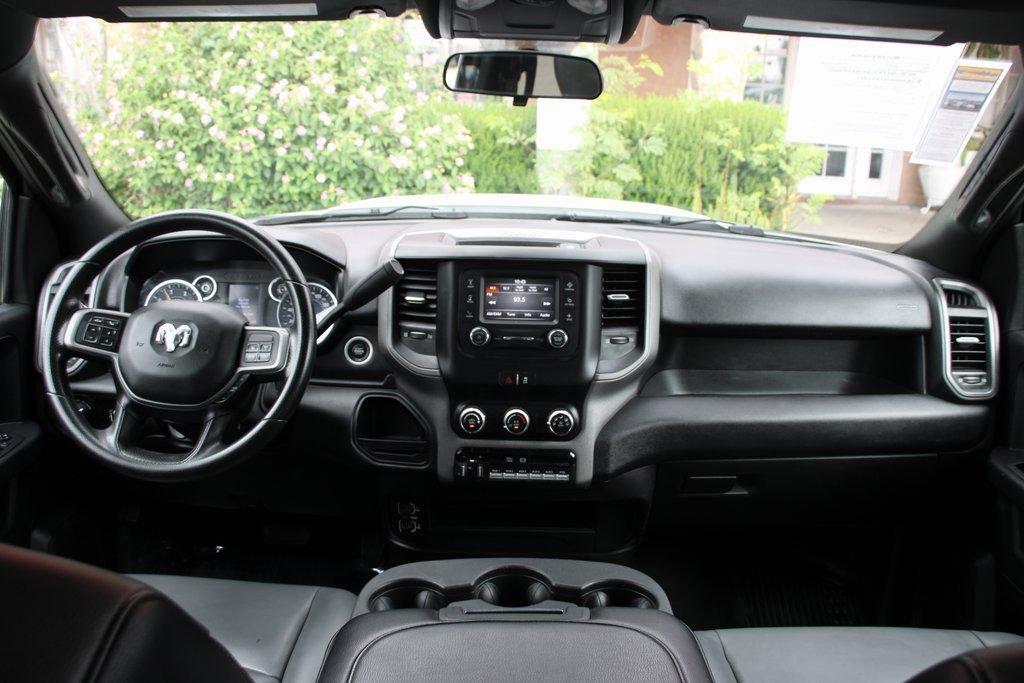 Used 2021 RAM 3500 Tradesman w/ Chrome Appearance Group image 25