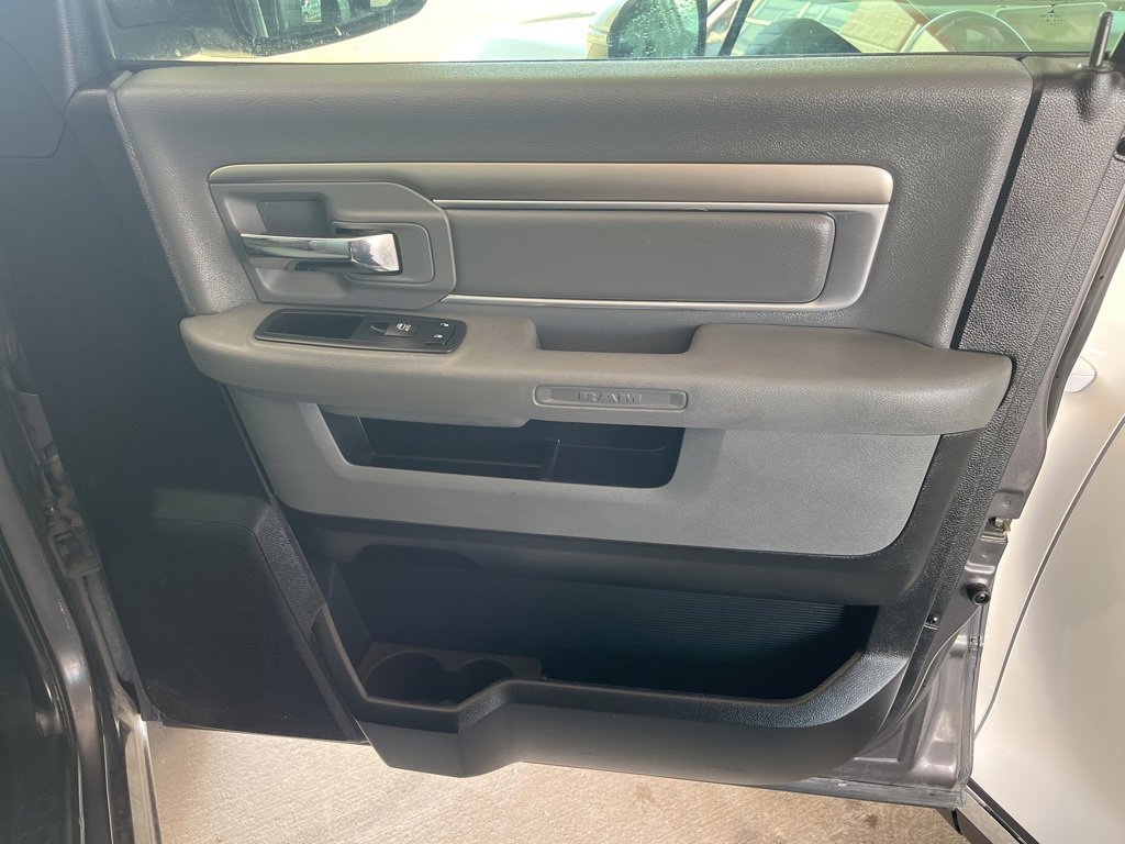 Used 2017 RAM 1500 Classic SLT image 15