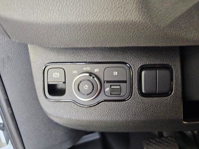 Used 2024 Mercedes-Benz eSprinter 170 Cargo image 14
