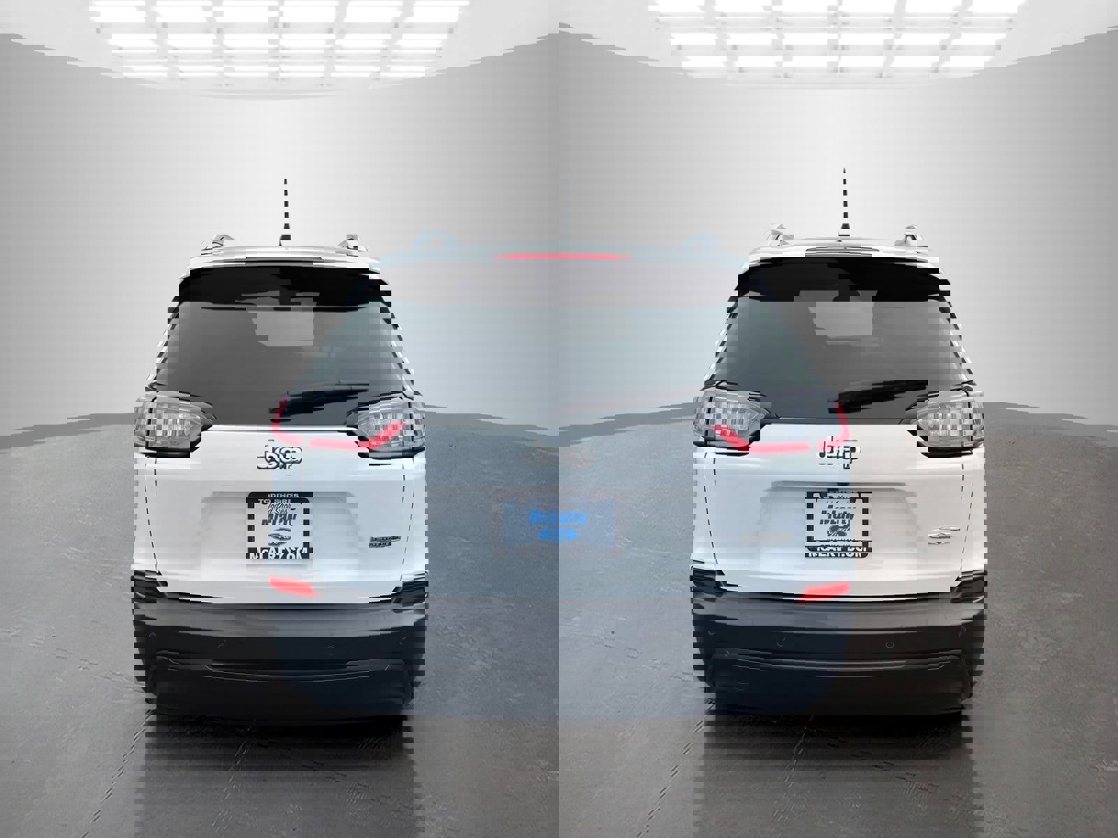 Used 2020 Jeep Cherokee Latitude Plus image 5