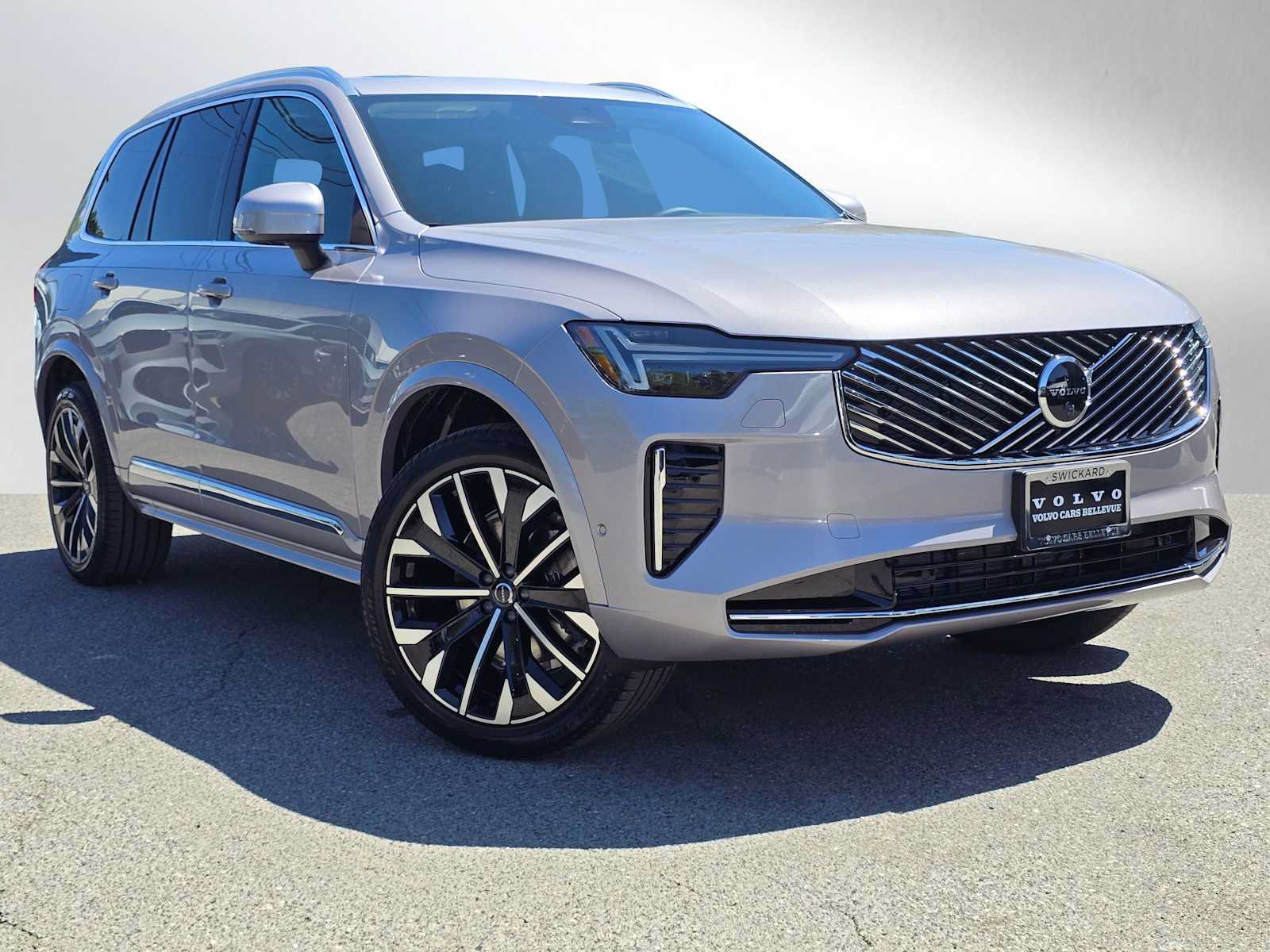 New 2026 Volvo XC90 B6 Plus w/ Protection Package