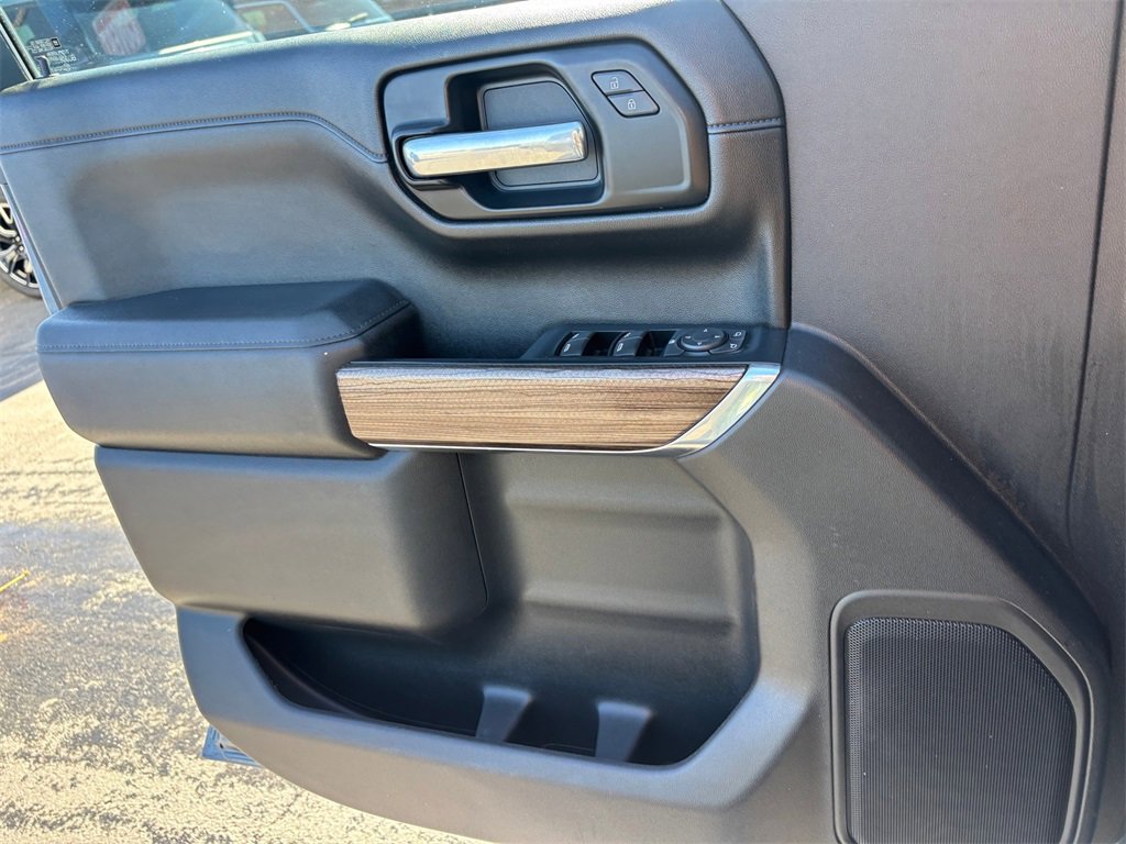 Used 2021 Chevrolet Silverado 1500 LT w/ Texas Edition Plus image 21