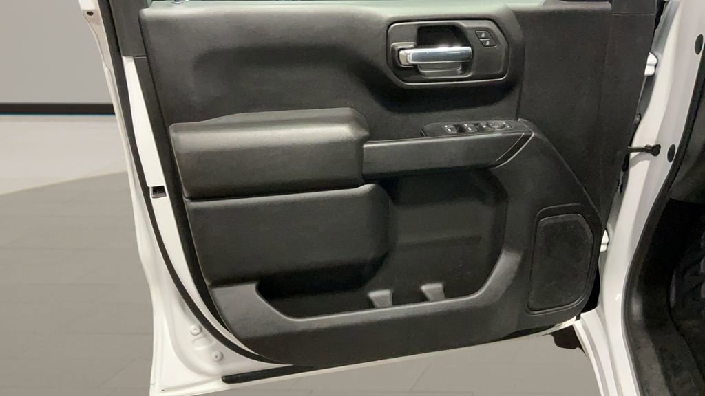 Used 2022 Chevrolet Silverado 1500 W/T w/ WT Fleet Convenience Package image 9