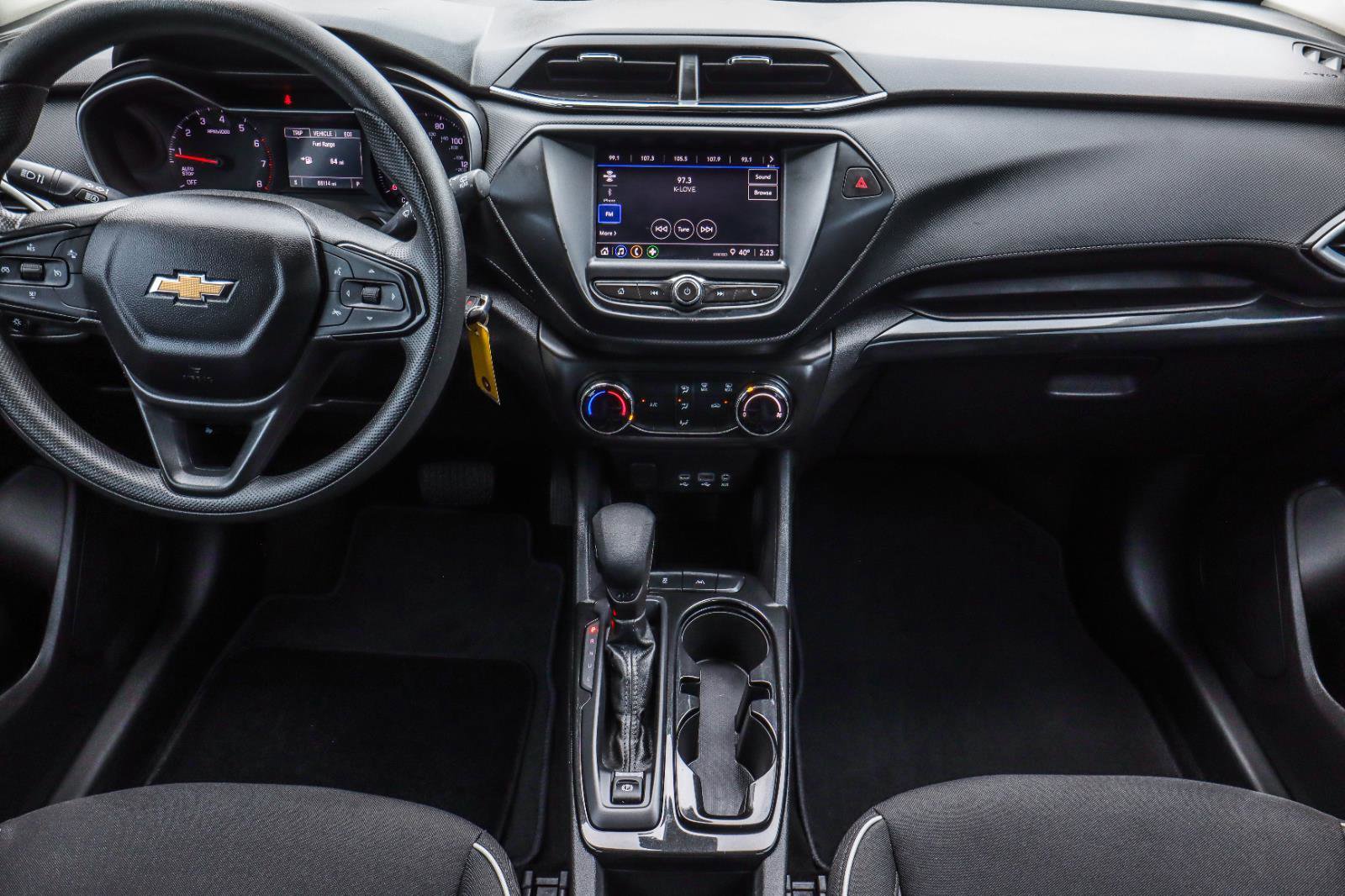 Used 2023 Chevrolet TrailBlazer LS FWD image 25