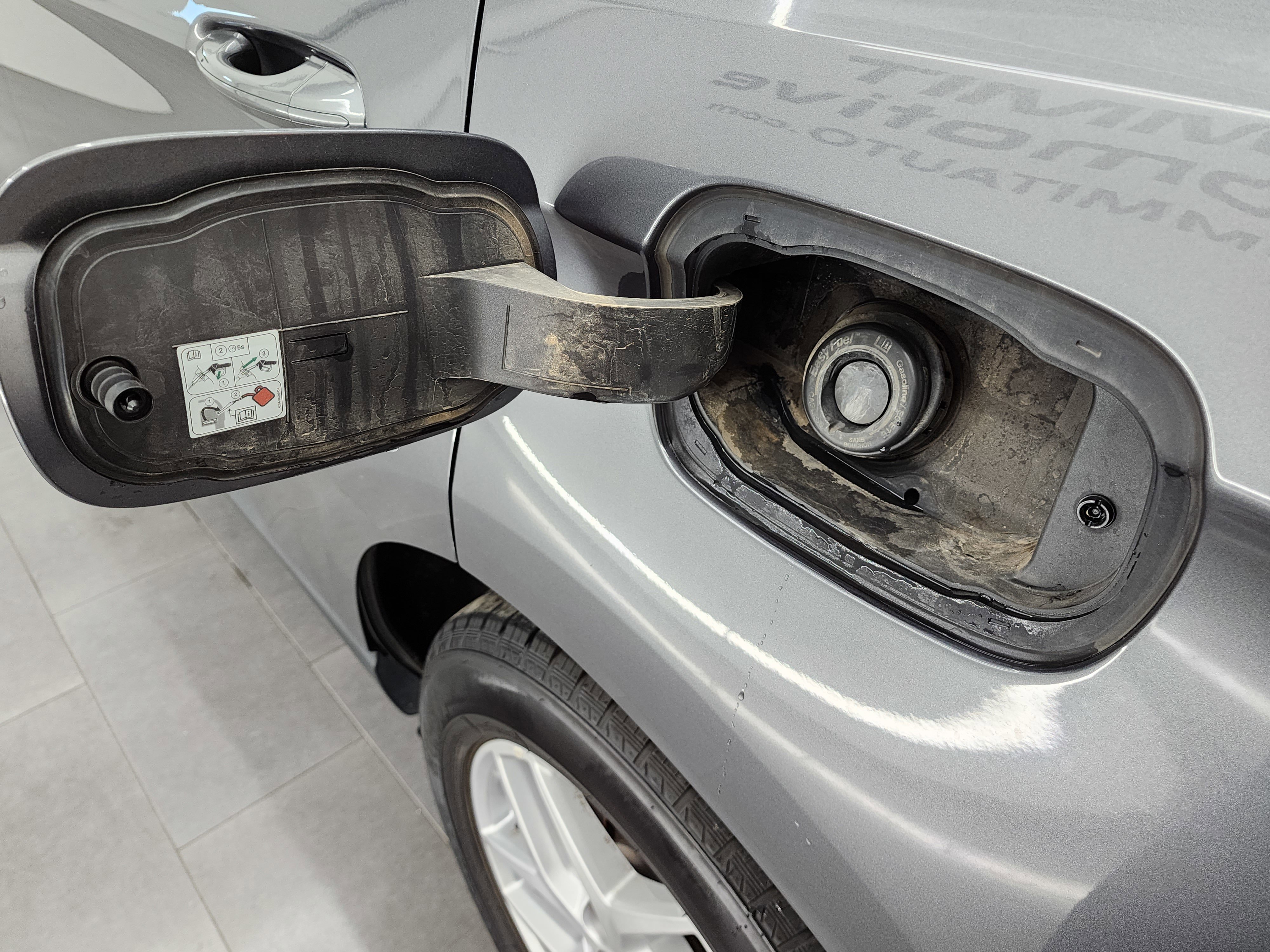 Used 2022 Ford Edge SEL image 28