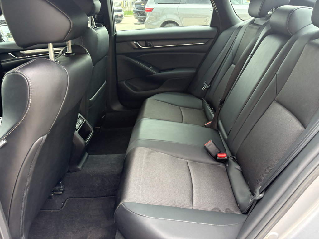 Used 2021 Honda Accord Sport image 24