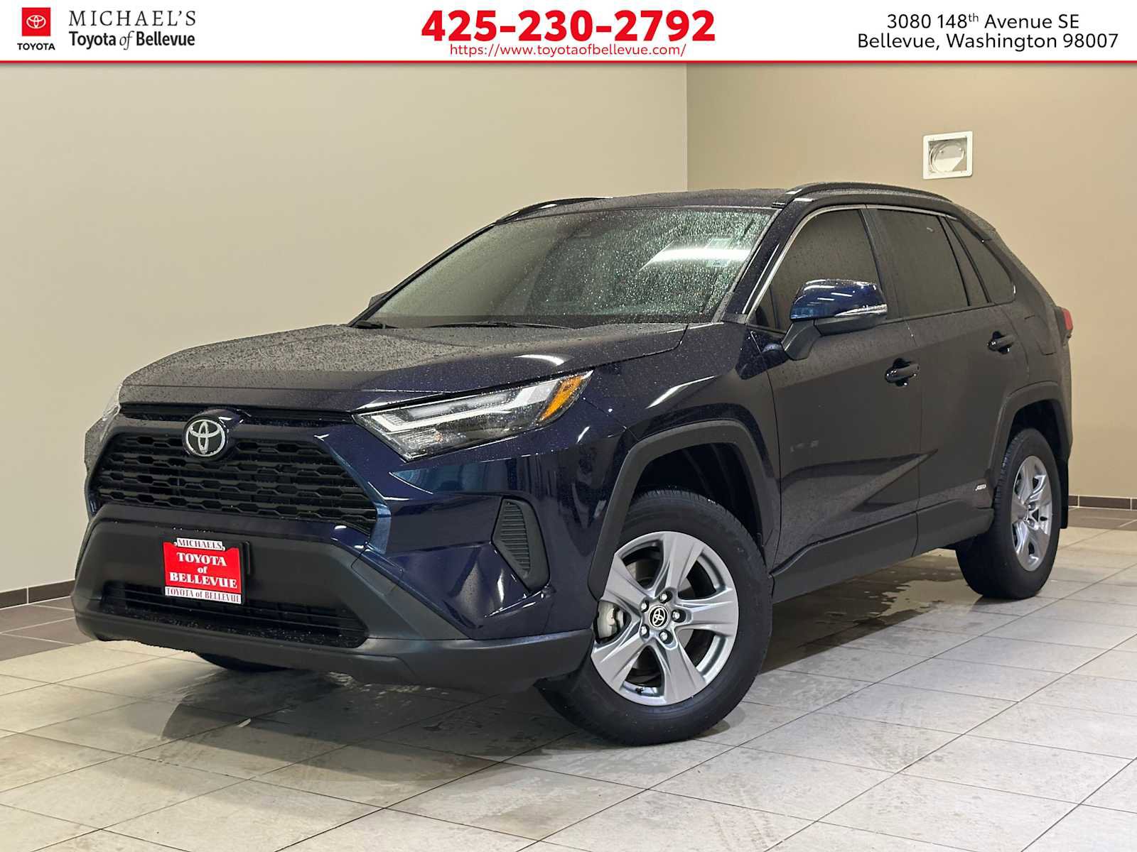 Used 2025 Toyota RAV4 XLE w/ Weather Package image 2