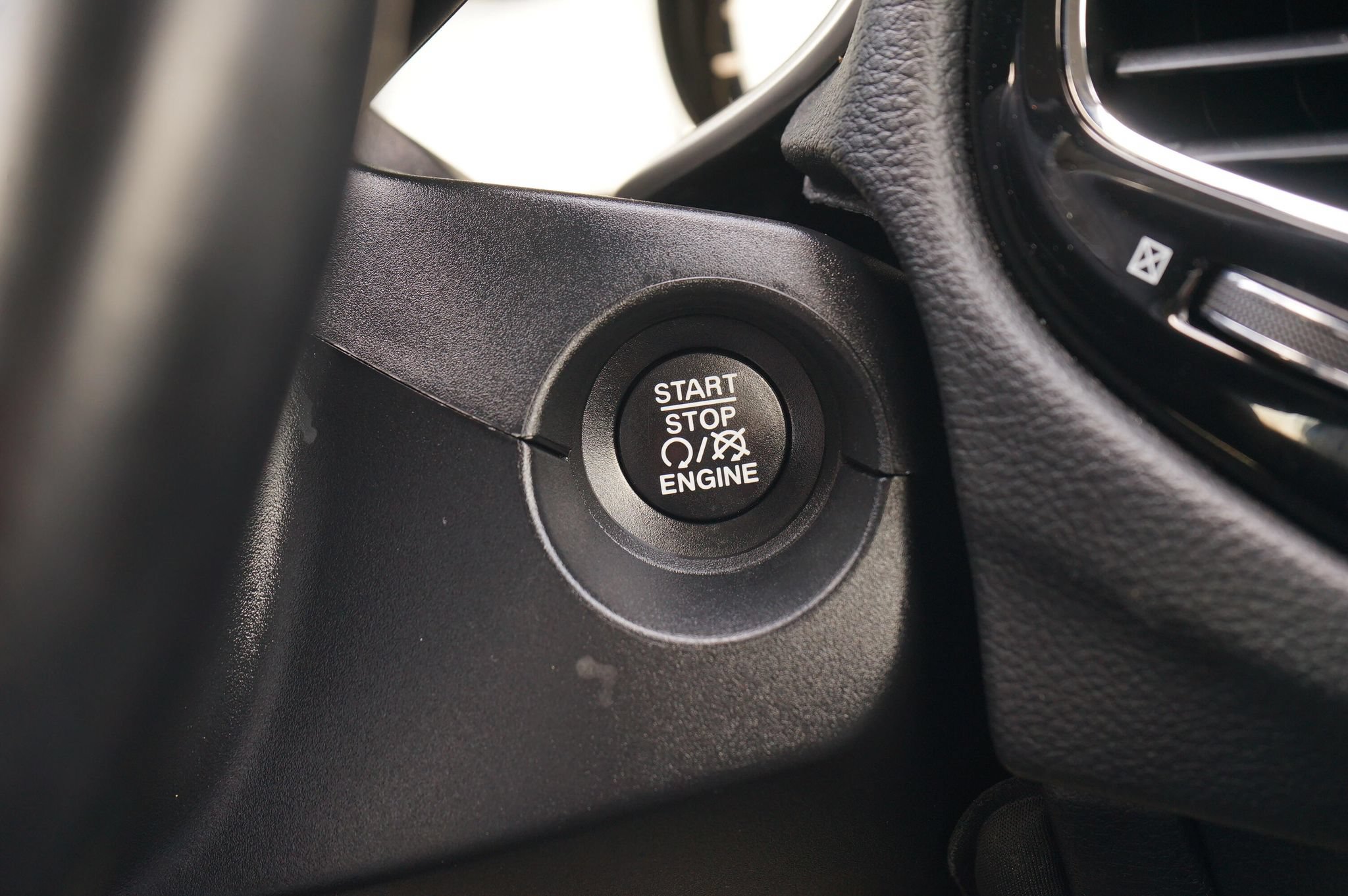 Used 2021 Jeep Compass Limited AWD/4WD image 22