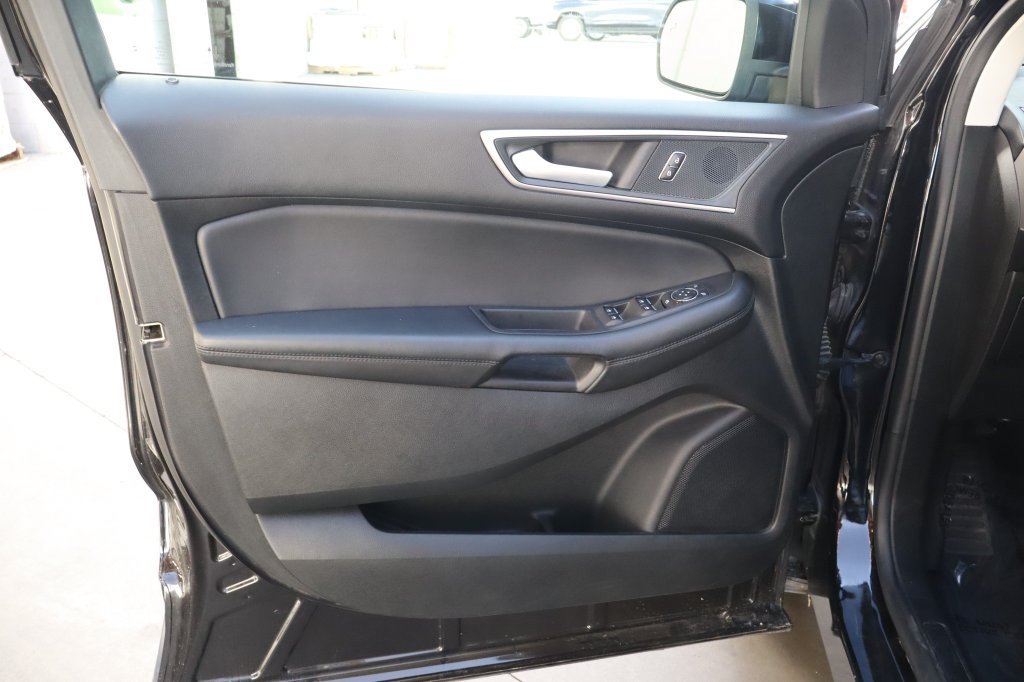 Used 2024 Ford Edge SEL w/ Convenience Package AWD/4WD image 17