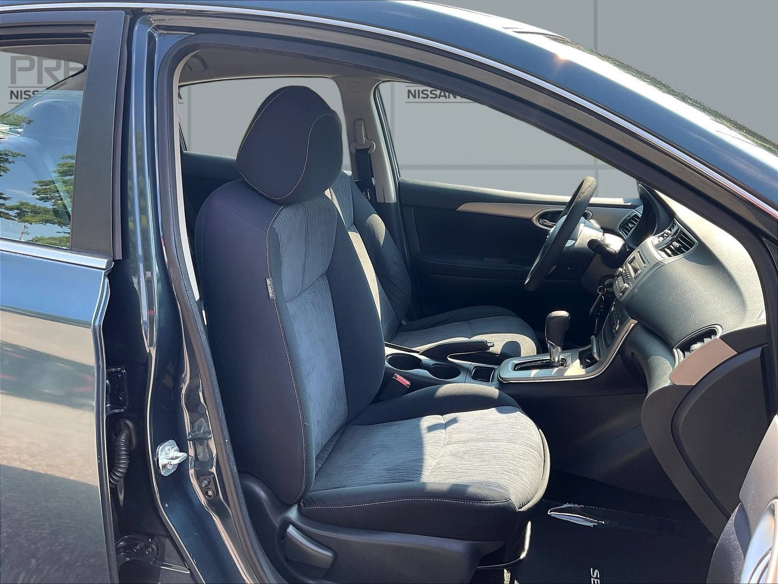 Used 2014 Nissan Sentra SV FWD image 27