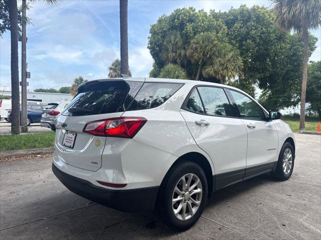 Used 2019 Chevrolet Equinox LS AWD/4WD image 7