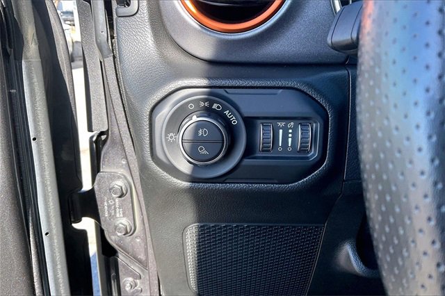 Used 2021 Jeep Gladiator Mojave image 29