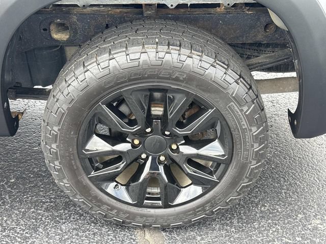 Used 2020 Chevrolet Silverado 1500 Custom AWD/4WD image 34