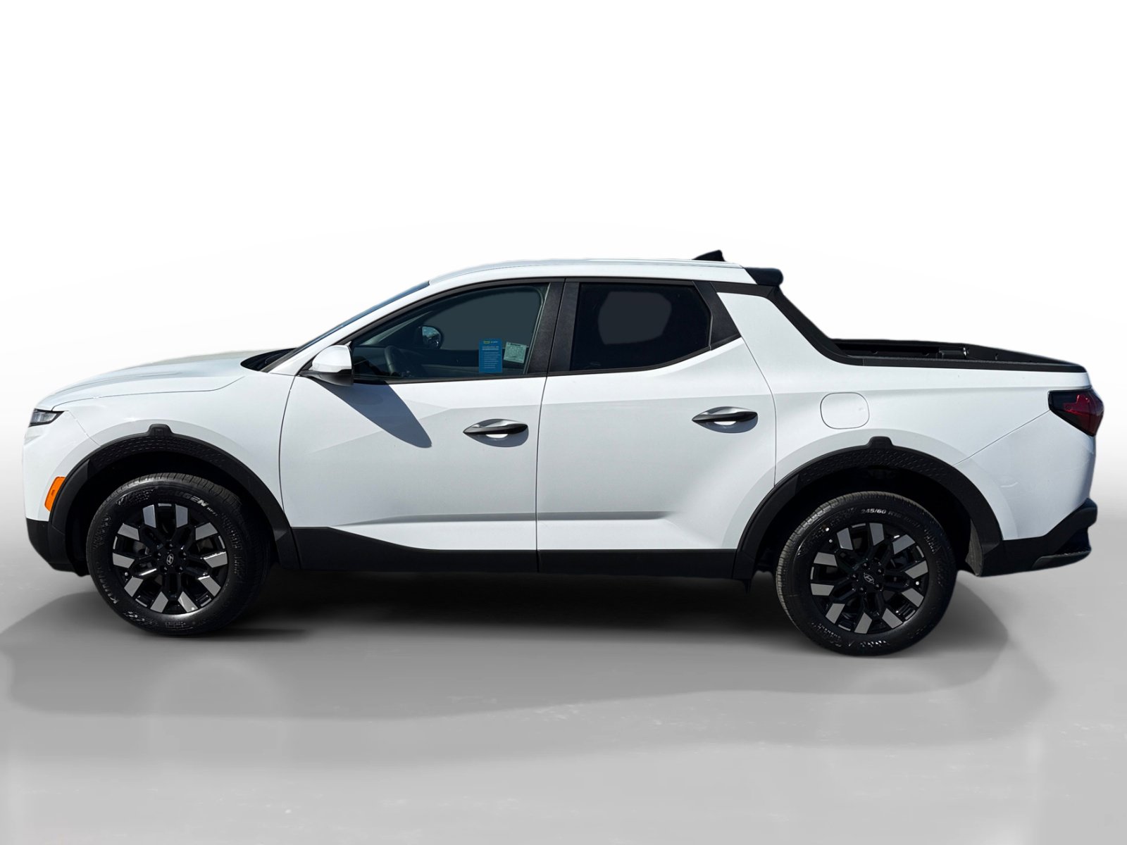 Certified 2026 Hyundai Santa Cruz SE image 2